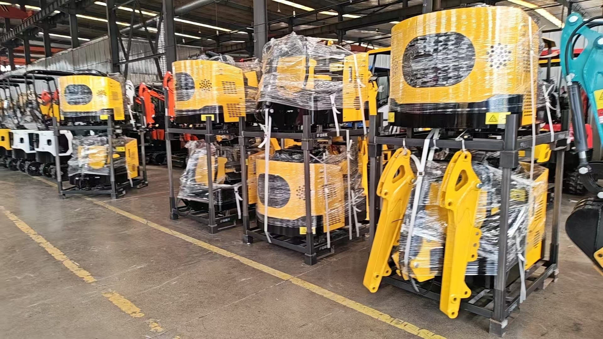 Mini Excavator Steel Frame Loading